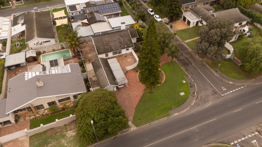 3 Bedroom Property for Sale in Bellair Western Cape